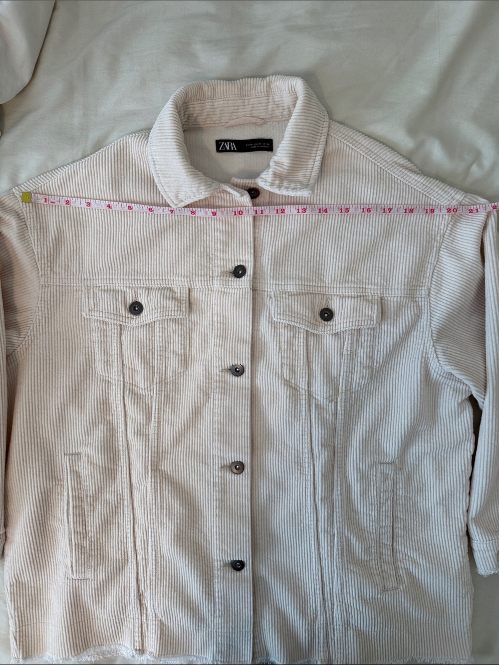 Zara Cream Oversized Corduroy
Jacket/Shacket with Pockets Size Women’s Medium - Picture 6 of 12